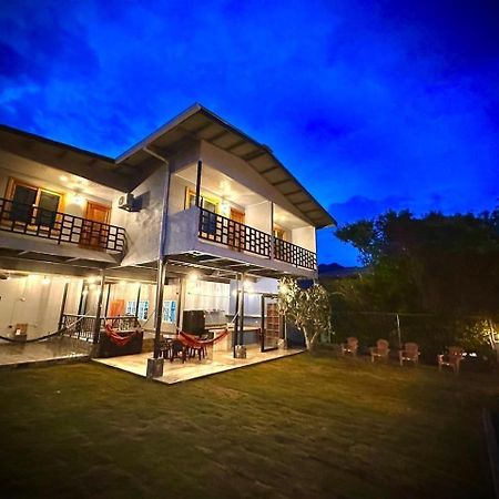 Blasina Beer Hostel Бокете Экстерьер фото