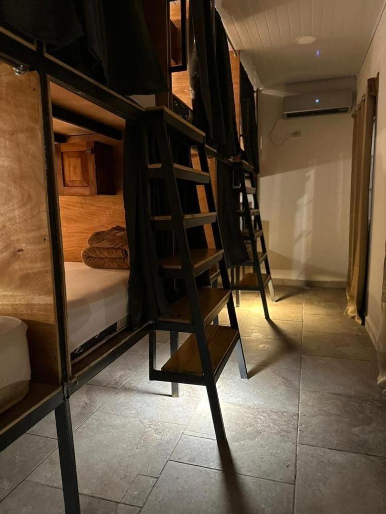 Blasina Beer Hostel Бокете Экстерьер фото
