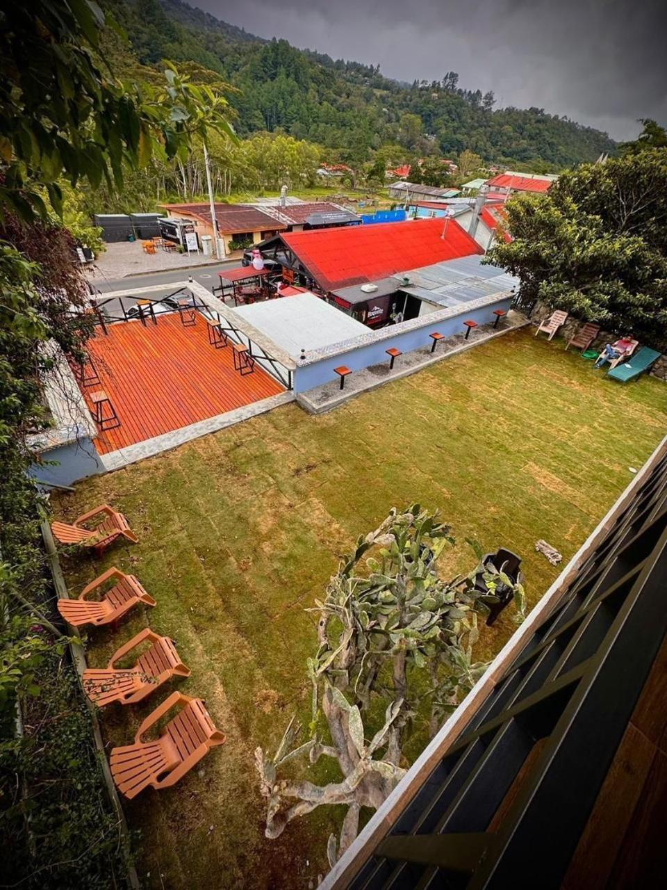 Blasina Beer Hostel Бокете Экстерьер фото