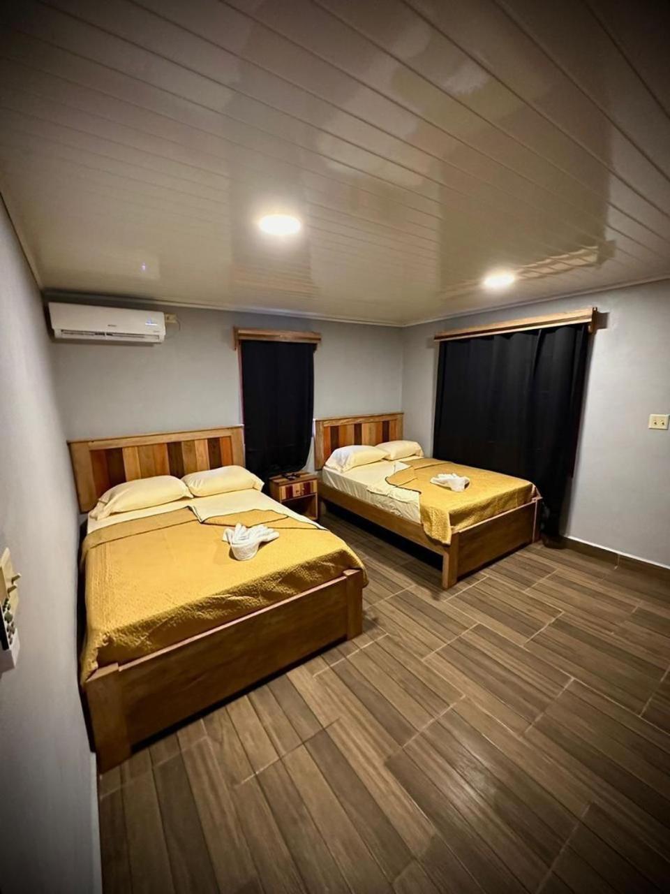 Blasina Beer Hostel Бокете Экстерьер фото