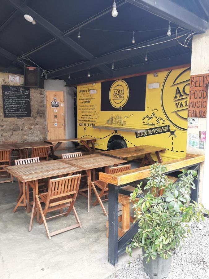 Blasina Beer Hostel Бокете Экстерьер фото
